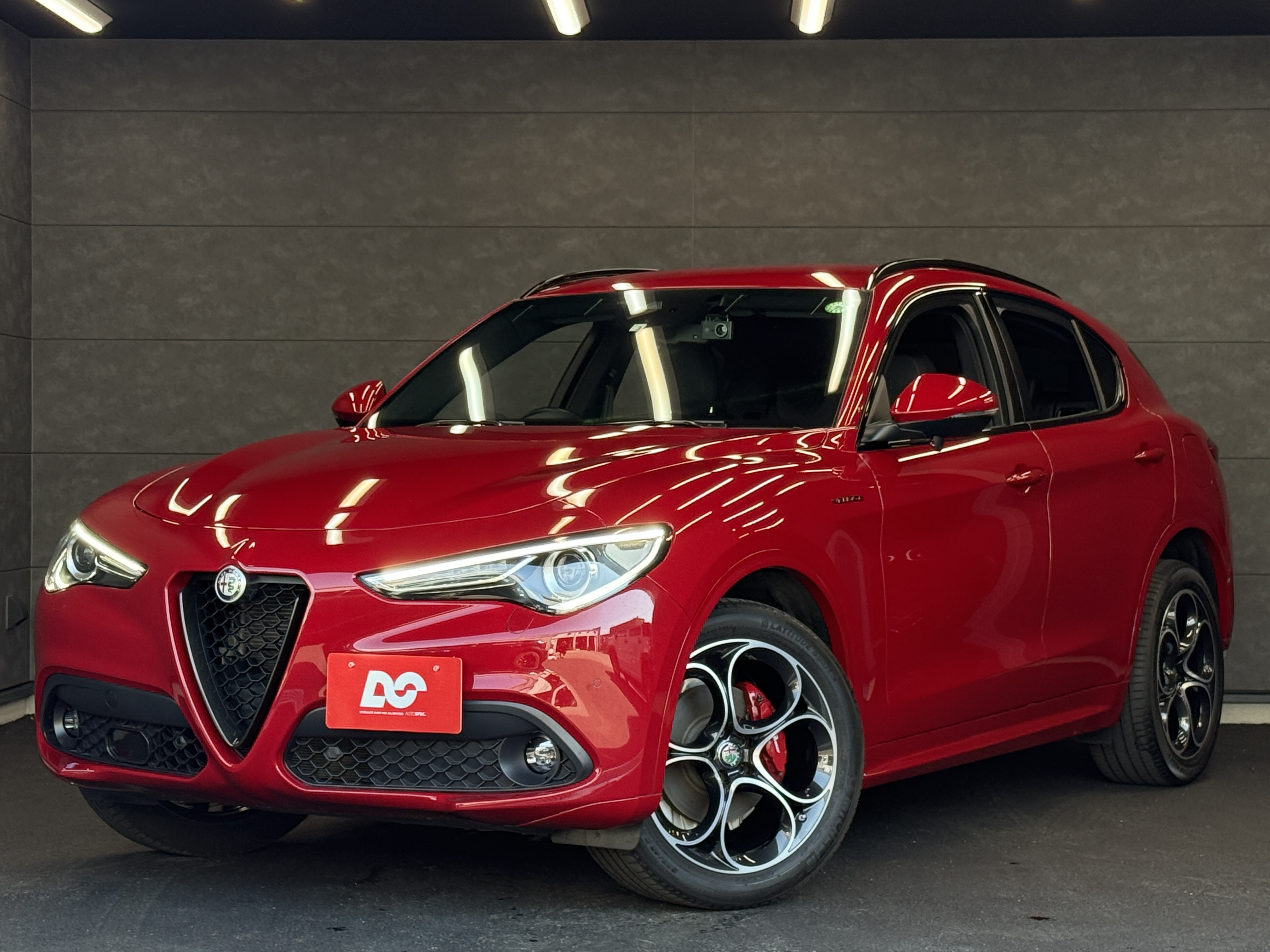 AlfaRomeo STELVIO　2.2 TURBO DIESEL Q4 VELOCE RHD 8AT