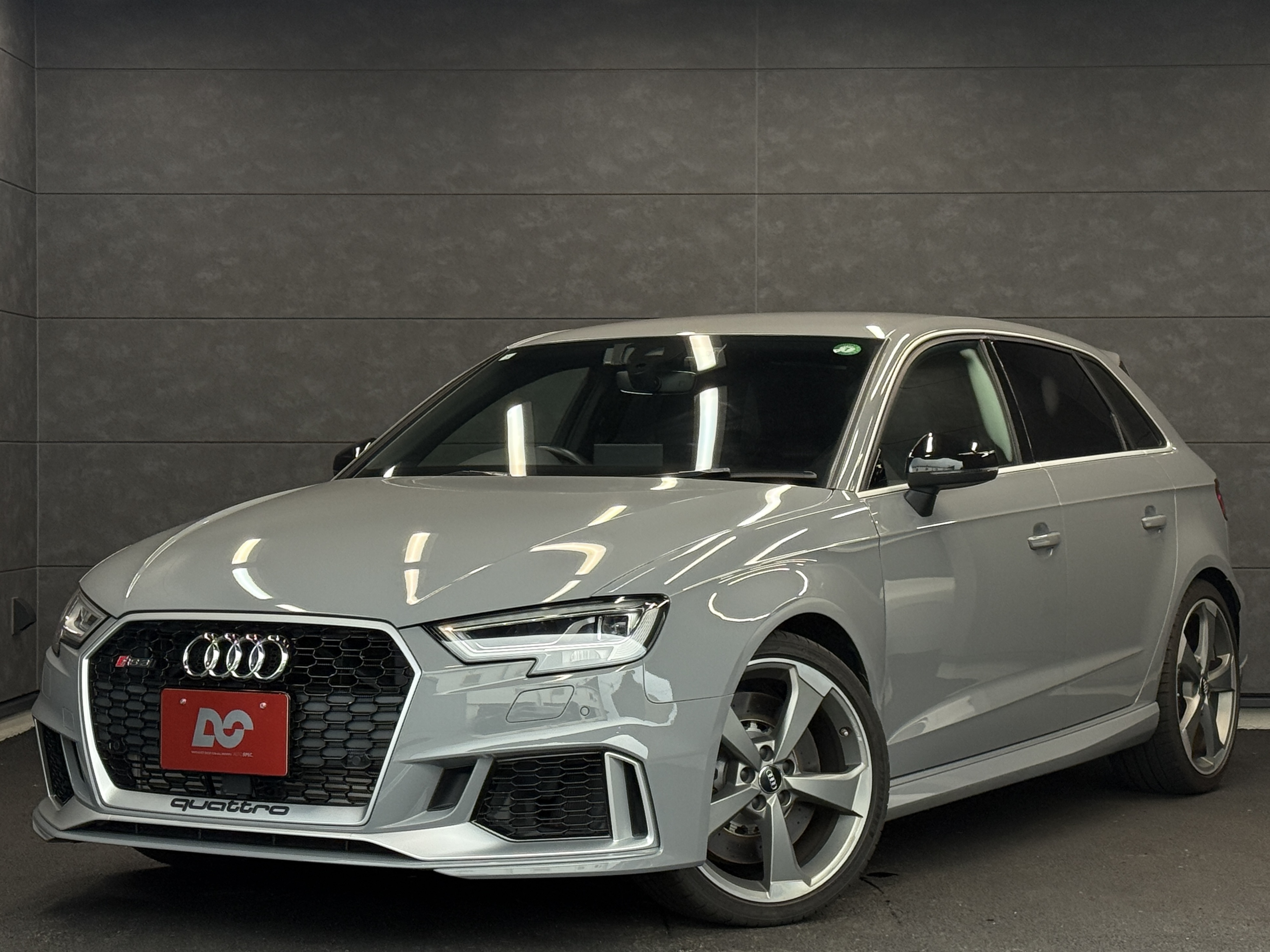 AUDI RS3 Sportback　BaseGrade RHD 7AT
