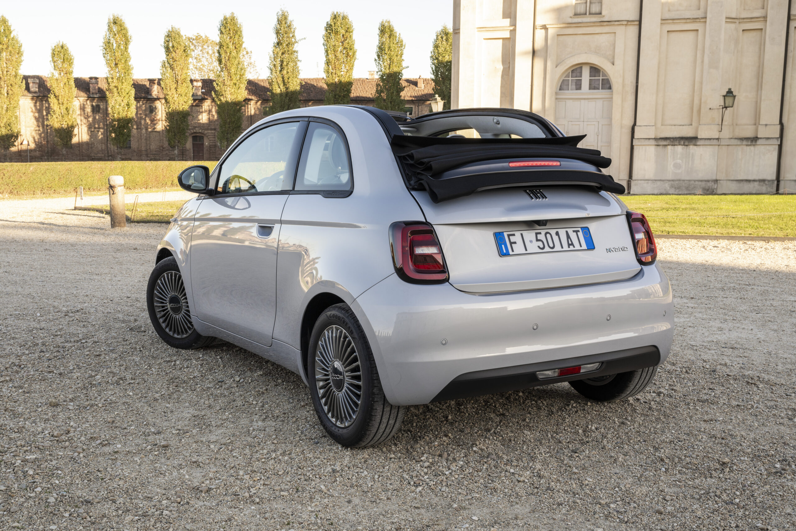 FIAT 500C HYBRID
